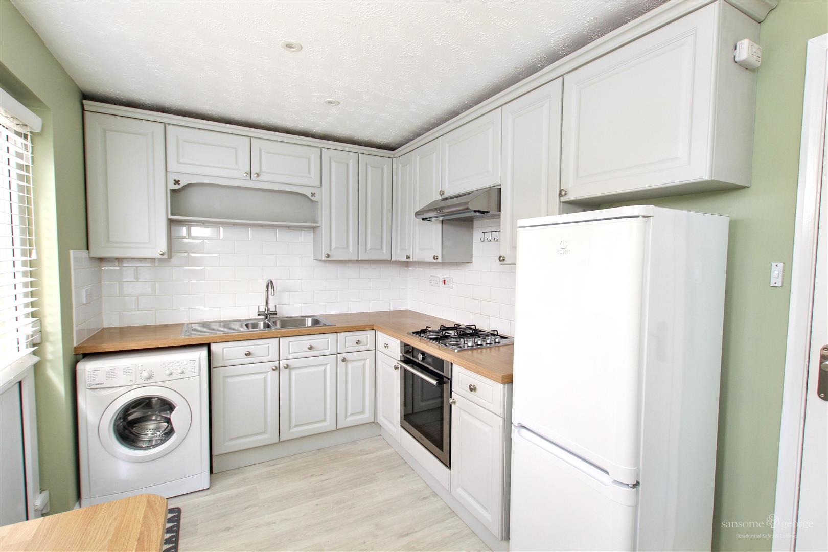Latimer Drive, Calcot, Reading